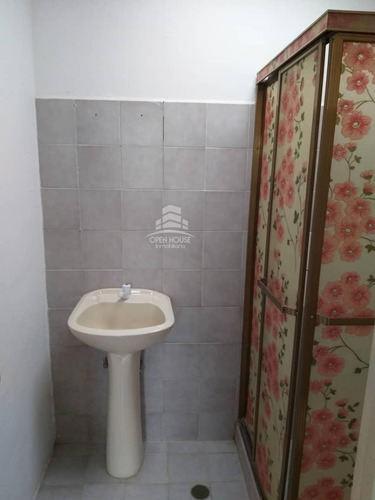 Imagen 8 de 10 de Casa Ubicada En El Sector Pamatacualito Guanta
