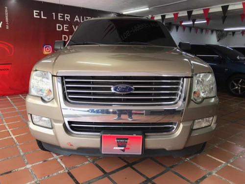 Imagen 2 de 11 de Ford Explorer Eddie Bauer 4x2 4.6