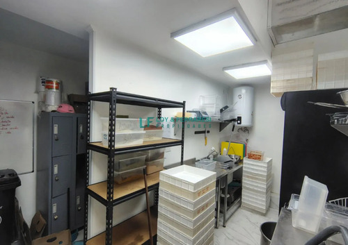 Arriendo Local Comercial Borde Río - Casa Piedra