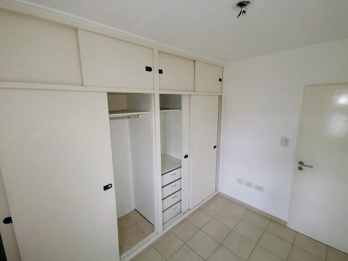 Imagen 9 de 17 de Duplex Con Cochera Y Jardín .av. 66 Entre 144 Y 145 La Plata