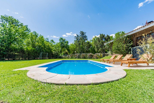 Imagen 8 de 26 de Casa De Campo, Fines De Semana, Semana, Mes. 8 Personas.