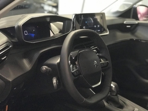 Peugeot 208 Feline Tiptronic
