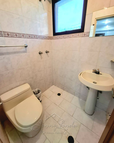 Venta Apartamento Urb. La Soledad, 197mts Exclusivo Maracay Aragua