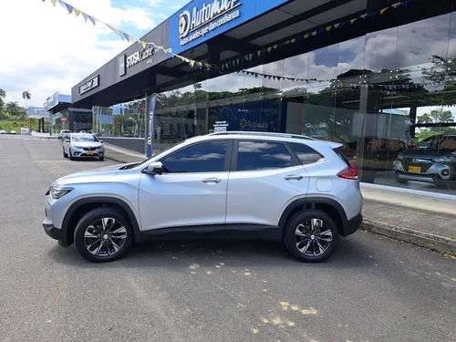 Chevrolet Tracker PREMIERE