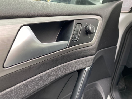 Imagem 8 de 11 de Volkswagen Golf Comfortline 1.4 Tsi