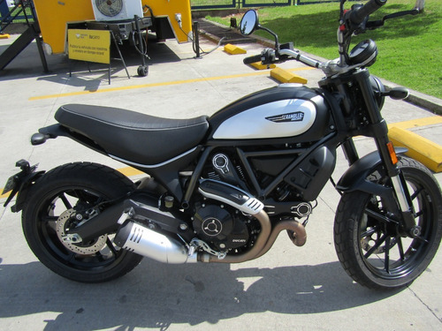 Imagen 4 de 12 de Ducati Scrambler 800 Dark