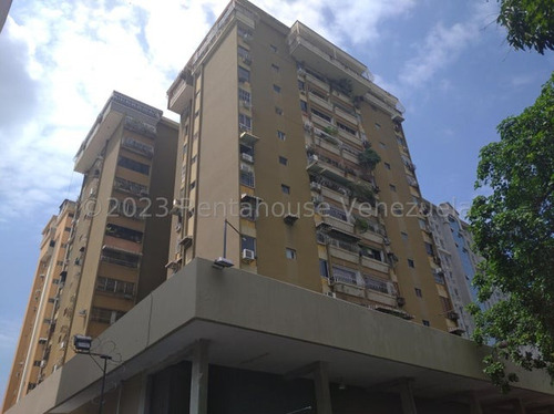 Apartamento En Venta Andrés Bello, Maracay 23-22255 Hc