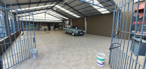 Imagen 3 de 10 de Vendo Hermosa Esquina Bendecida Av Crovara 3693 La Tablada Entran 21 Autos Con Más De 25 Años De Fondo De Comercio.... Planos Para 5 Locales A Futuro