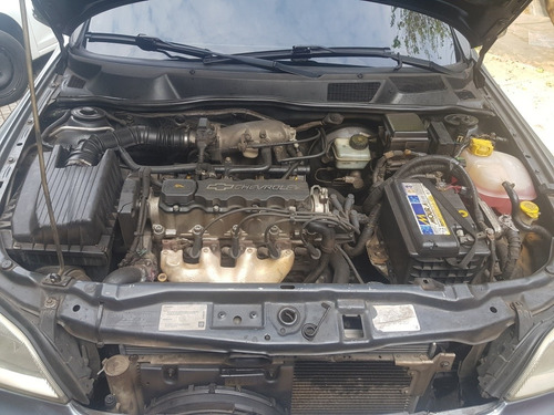 Imagem 7 de 10 de Chevrolet Astra 1999 2.0 Advantage 4p