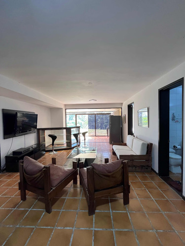 Alquilo Anexo De 2h, 2b, 1pe, Ref. 450 (servicios Incluidos)