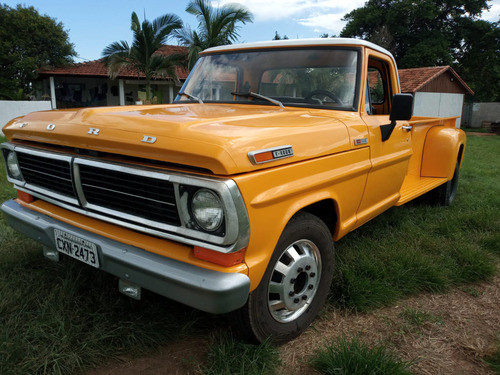 Ford F-4000 1983