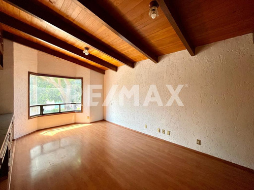 Casa En Condominio En Venta En Chimalcoyotl Tlalpan