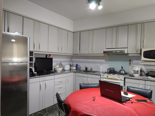 Venta De Casa 5 Amb En José Ingenieros, Tres De Febrero