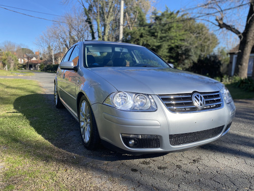 Volkswagen Bora 1.8 T Highline