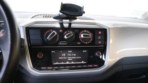 Volkswagen Up! 1.0 High Up! 75cv 3 P - 102351 - C