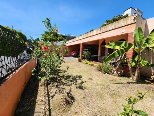 Excelente Casa En La Urbanización Fernández De Oportunidad 