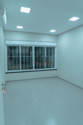Imagem 18 de 30 de Sobrado Para Locação No Bairro Tatuapé, 06 Salas, 180,00 M². Imóvel Recentemente Reformado, Com Padrão Anvisa, Excelente Para Clínicas Médicas, Ar Condicionado, Próximo Ao Metrô Tatuapé. - 1898