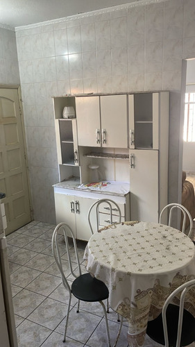 Alugo Para Temporada Casa. Com Wi-fi Churrasqueira E Vaga De Garagem
