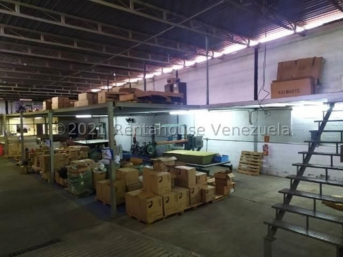 Imagen 29 de 30 de Galpon Con Local Comercial En Venta Barquisimeto Zona Centro, Selena Pacheco, Tlf. 04245197639 Cod.22-15059. Lara, Venezuela