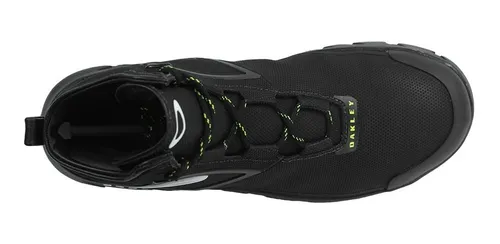 Bota hotsell oakley impermeavel