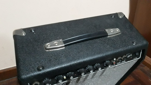 Amplificador Fender Frontman 25r