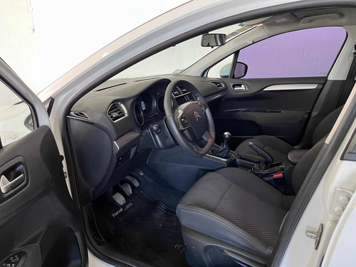 Imagen 17 de 23 de Citroën C4 Lounge 2015 2.0 Origine Am16 Autoargentina