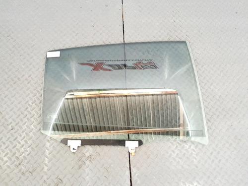 Vidrio Cristal Puerta Trasera Derecha Nissan Sentra Sr 20-22