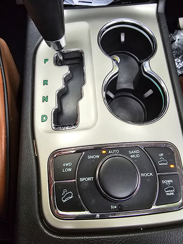 Jeep Grand Cherokee 5.7 Overland V8 Tech Group 4x4 Mt