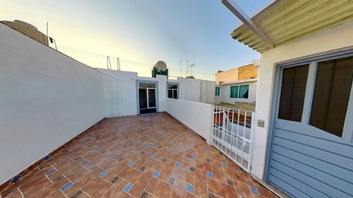 Casa Amplia Iluminada, Te Va A Encantar