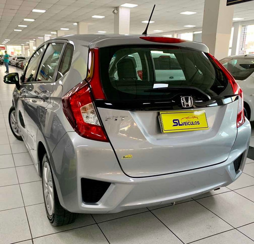 Honda Fit 2017 1.5 Lx Flex Automático Econômico Seminovo