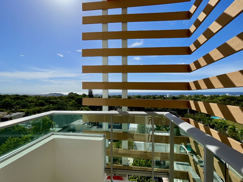 Apartamento En Con Vista Al Mar Y En El Mirador Sur En Venta, Cercano Avenida Anacaona Y Facil Acceso A Sectores Como Cacicazgos, Mirador Norte
