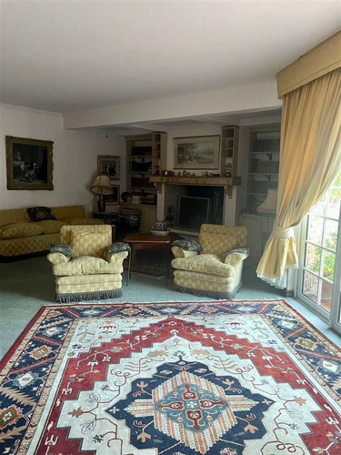 Se Vende Preciosa Casa Estilo Inglés En Limache Emplazada