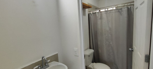 Casa De 1 Solo Nivel En Renta En Viñedos Queretaro