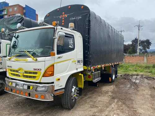 Camión Hino Gh 1721