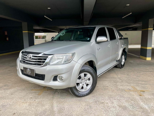 Toyota Hilux 2.7 SRV 4X4 CD 16V FLEX 4P AUTOMÁTICO