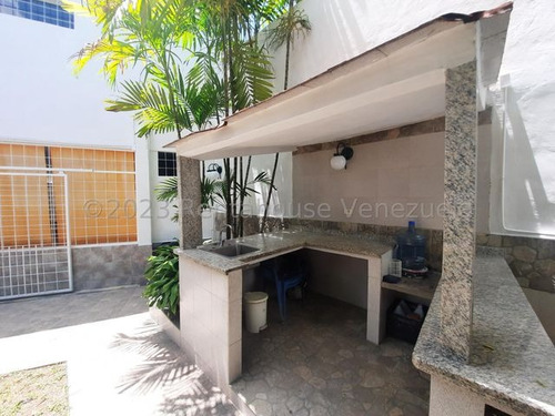 Casa En Venta En Castillejo Mls #24-3074