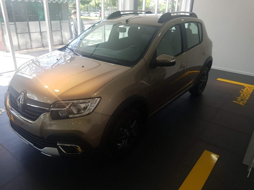 Imagen 3 de 15 de Autos Y Camionetas Renault Stepway Intens Cvt Toyota Etios E