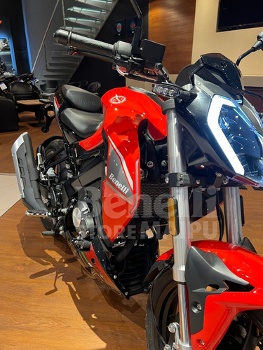 Imagen 2 de 15 de Benelli 180s