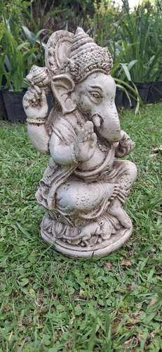Ganesha De 37 De Resina. Significado: Abundancia Crema