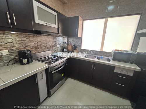 Alquiler Apartamento En Bello Monte, Cerca Del Registro, Baruta