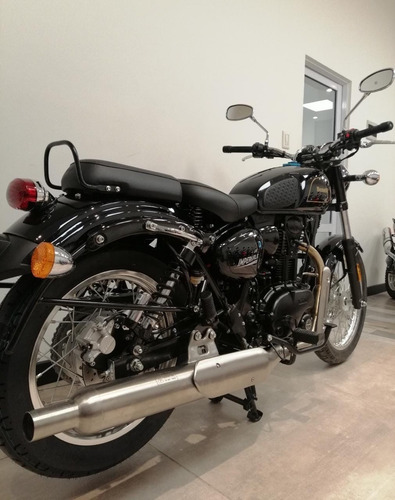 Imagen 20 de 21 de Benelli Imperiale 400