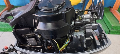 Imagem 7 de 9 de Motor De Popa Yamaha 15 Hp Semi - Novo 12 X Cartao Credito