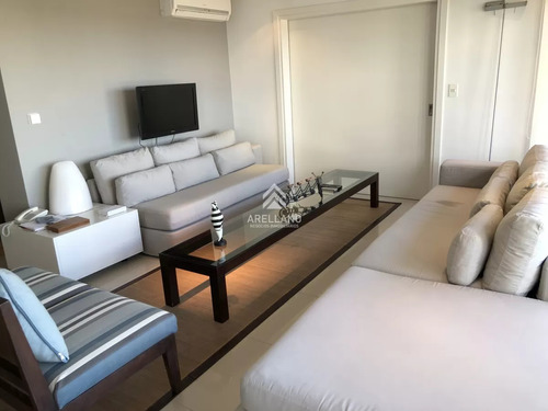 Venta Apartamento 3 Dormitorios Y Dependencia Brava 