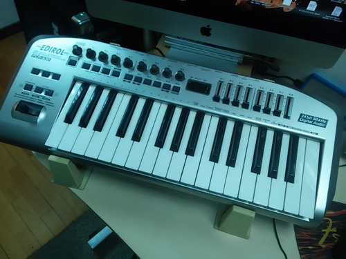 Imagen 1 de 7 de Edirol Pcr-a30 Audio Interface/midi Controller ( Dañado)