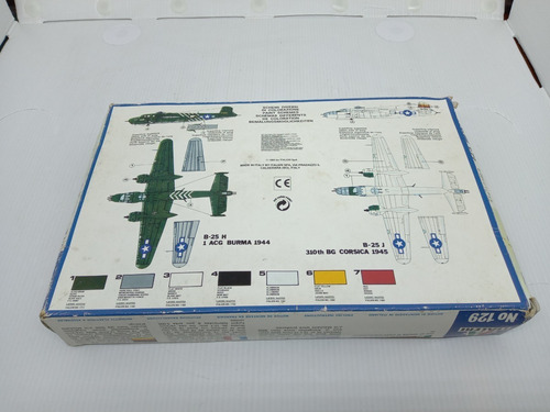 Imagem 2 de 8 de Kit Plastimodelismo Italeri Avião Gun Ship Mitchell B25 1:72