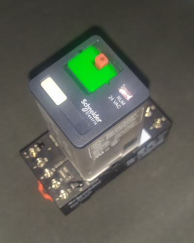 Rele 24v Ac Schneider Rumc21b7