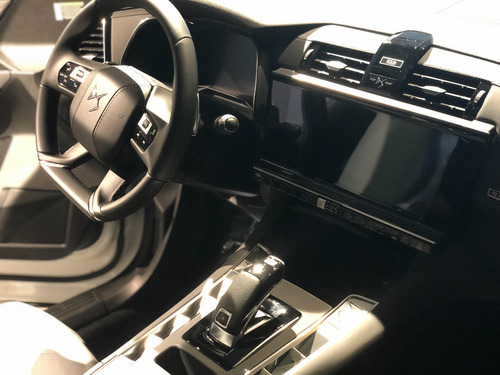 Ds Ds7 Crossback Hdi 180 Automatic So Chic 0km - Darc Autos