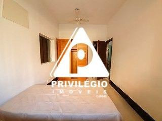 Casa De Rua À Venda, 13 Quartos, 6 Suítes, Copacabana - Rio De Janeiro/rj - 7488