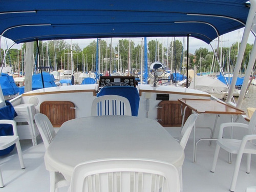 Trawler De Acero Naval Retasado. Impecable