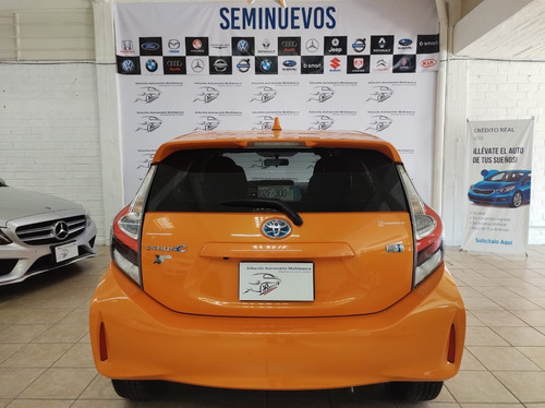 Imagen 12 de 15 de Toyota Prius C Hibrido 2019